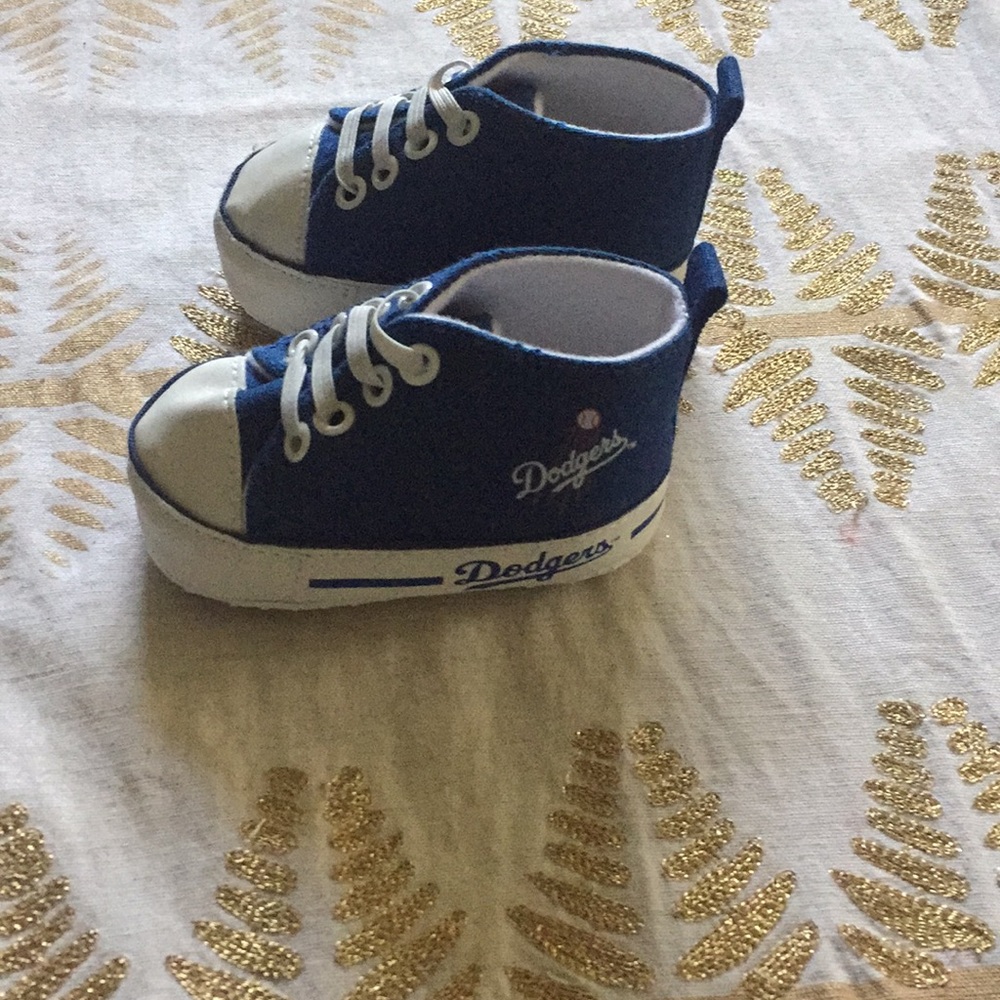 Dodger baby shoes